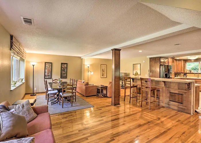 Charming Family Hideaway: 5 Mi To Fsu! Ferienhaus Tallahassee
