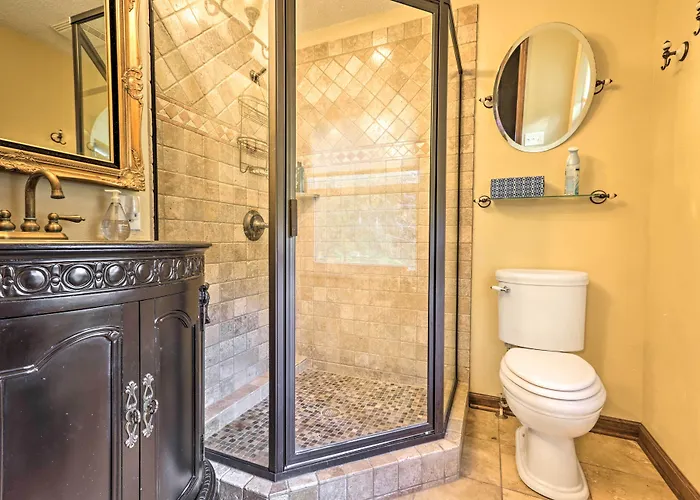 Ferienhaus Charming Family Hideaway: 5 Mi To Fsu!