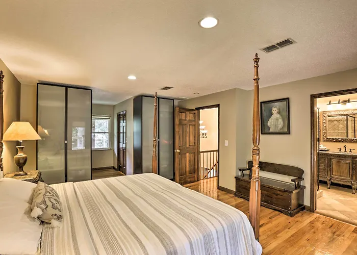 Ferienhaus Charming Family Hideaway: 5 Mi To Fsu!